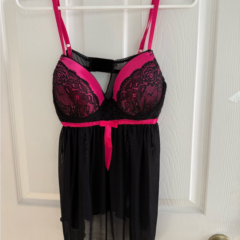 🔥🔥Elegant Black and Pink Lace Babydoll